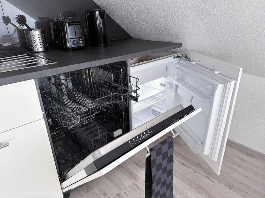 Zentrale Fuer 4 Mit Bett Und Schlafcouch