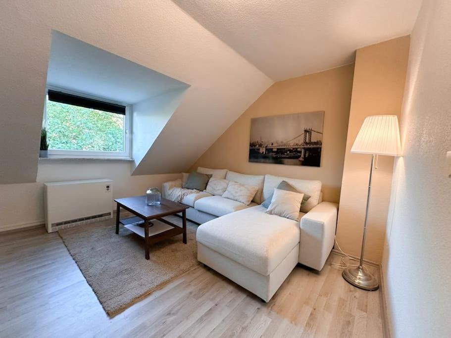 Zentrale Fuer 4 Mit Bett Und Schlafcouch Apartment